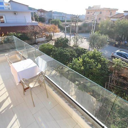Vision 4 Ksamil Villa Apartments And Rooms Extérieur photo