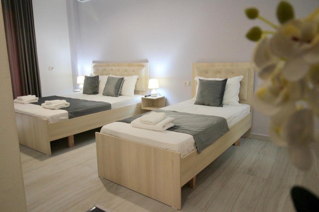 Vision 4 Ksamil Villa Apartments And Rooms Extérieur photo