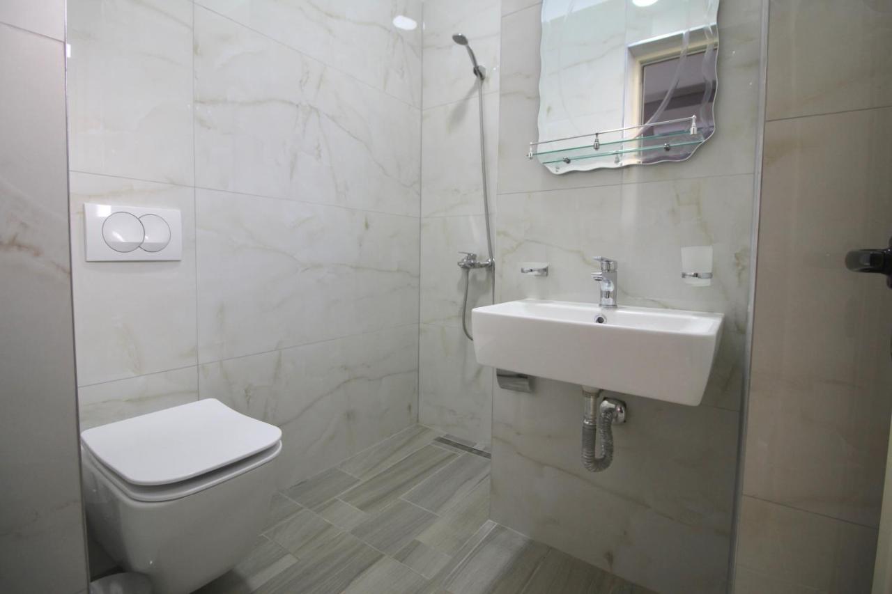 Vision 4 Ksamil Villa Apartments And Rooms Extérieur photo