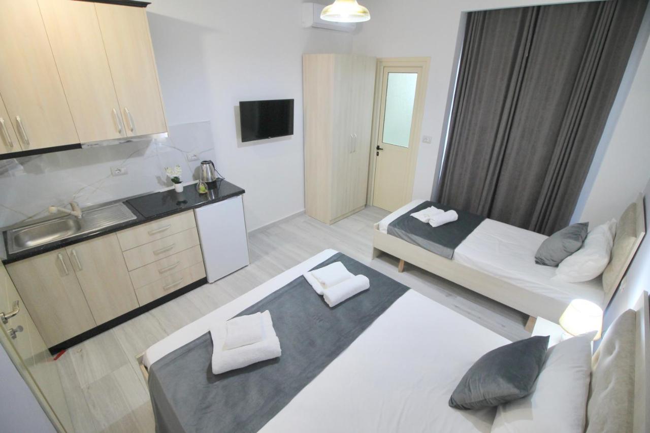 Vision 4 Ksamil Villa Apartments And Rooms Extérieur photo