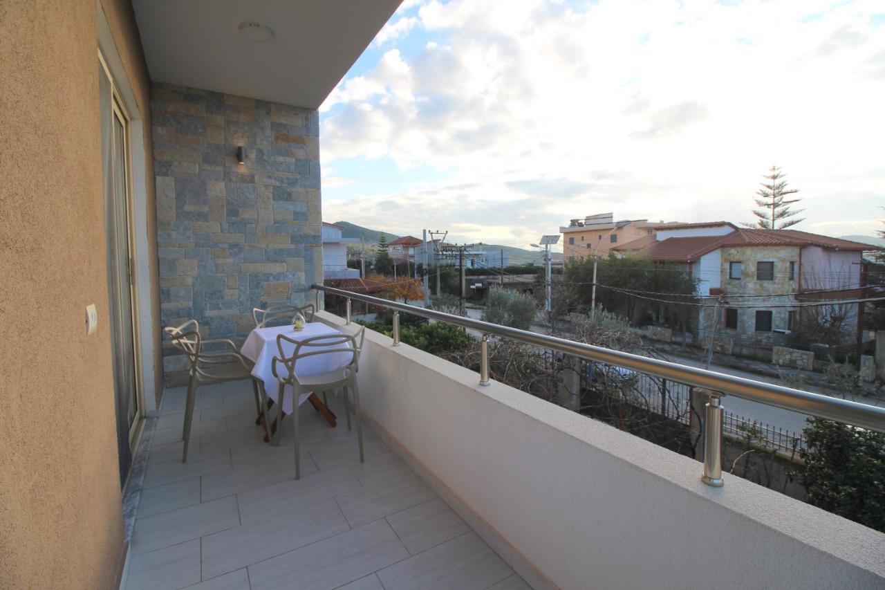 Vision 4 Ksamil Villa Apartments And Rooms Extérieur photo
