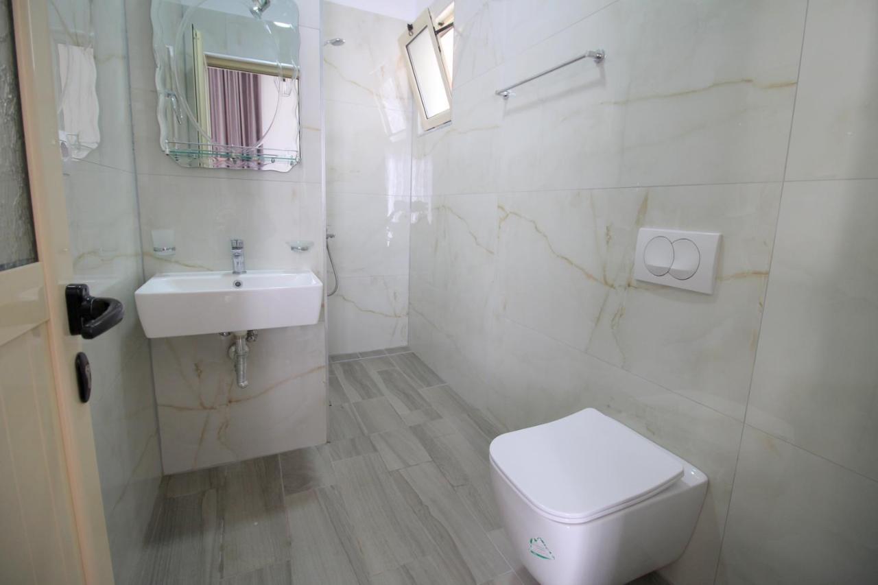 Vision 4 Ksamil Villa Apartments And Rooms Extérieur photo