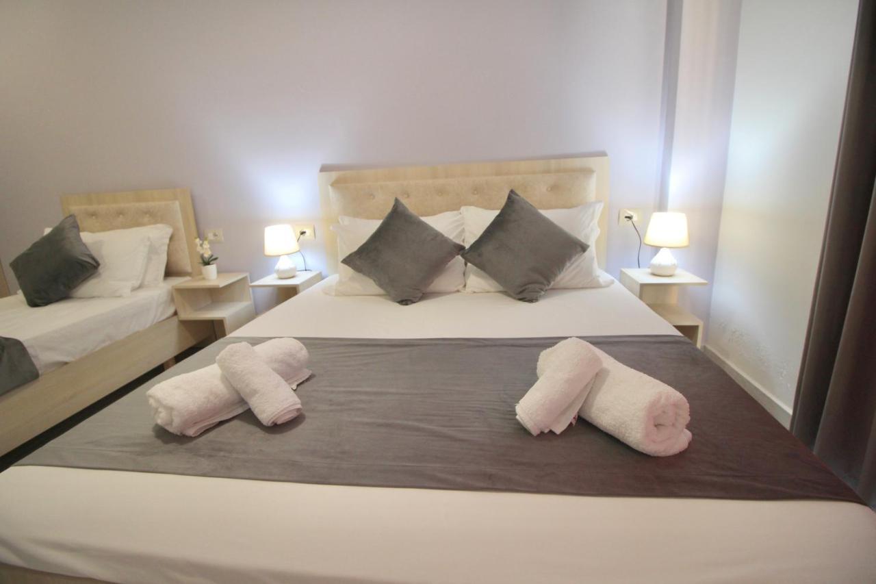 Vision 4 Ksamil Villa Apartments And Rooms Extérieur photo